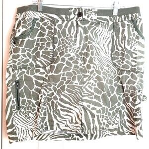 Chico’s Women’s Sz-3 US 16 Green Animal Print Pull On Skirt Pocket Elastic Waist